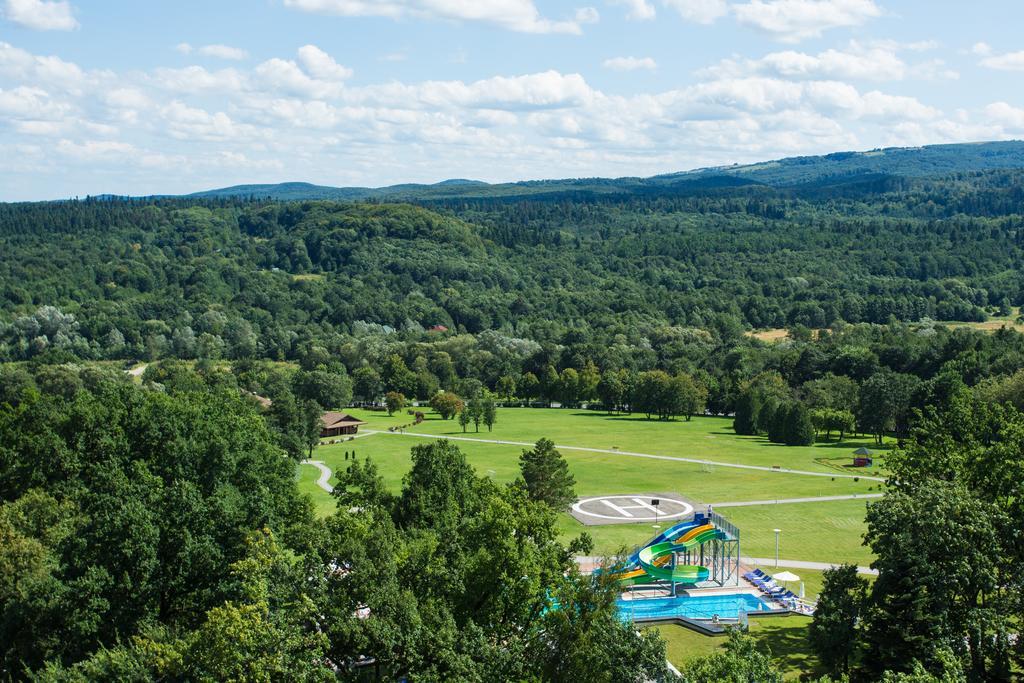 Rixos-Prykarpattya Resort ตรุสคาเวตส์ ภายนอก รูปภาพ